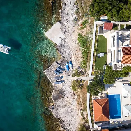 Seafront - Orasija Vila