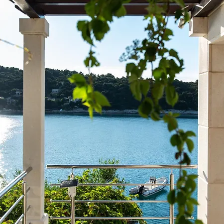 Seafront - Orasija Villa